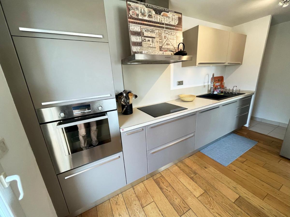 Appartement 84M² Avec 2 Parkings Privatifs Вильнёв-Лубе Экстерьер фото