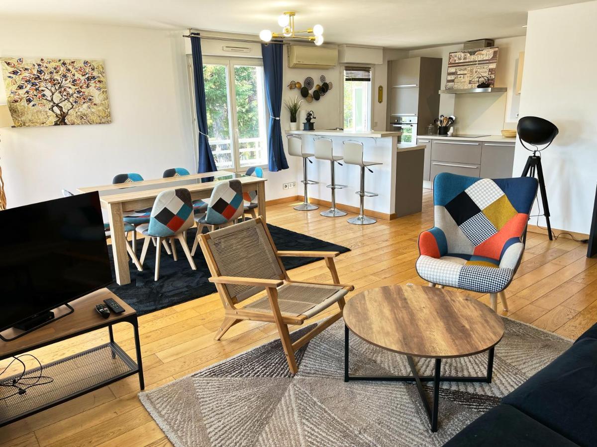 Appartement 84M² Avec 2 Parkings Privatifs Вильнёв-Лубе Экстерьер фото